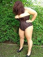 15 hot chubby mommies pictures